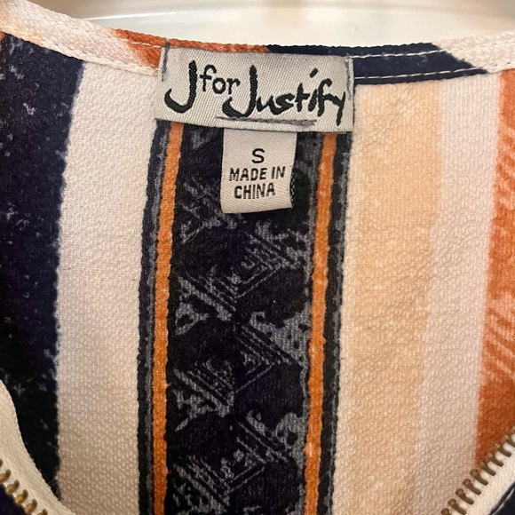 Striped Elastic Waist Dress with Zipper V-neck - Picture 2 of 4